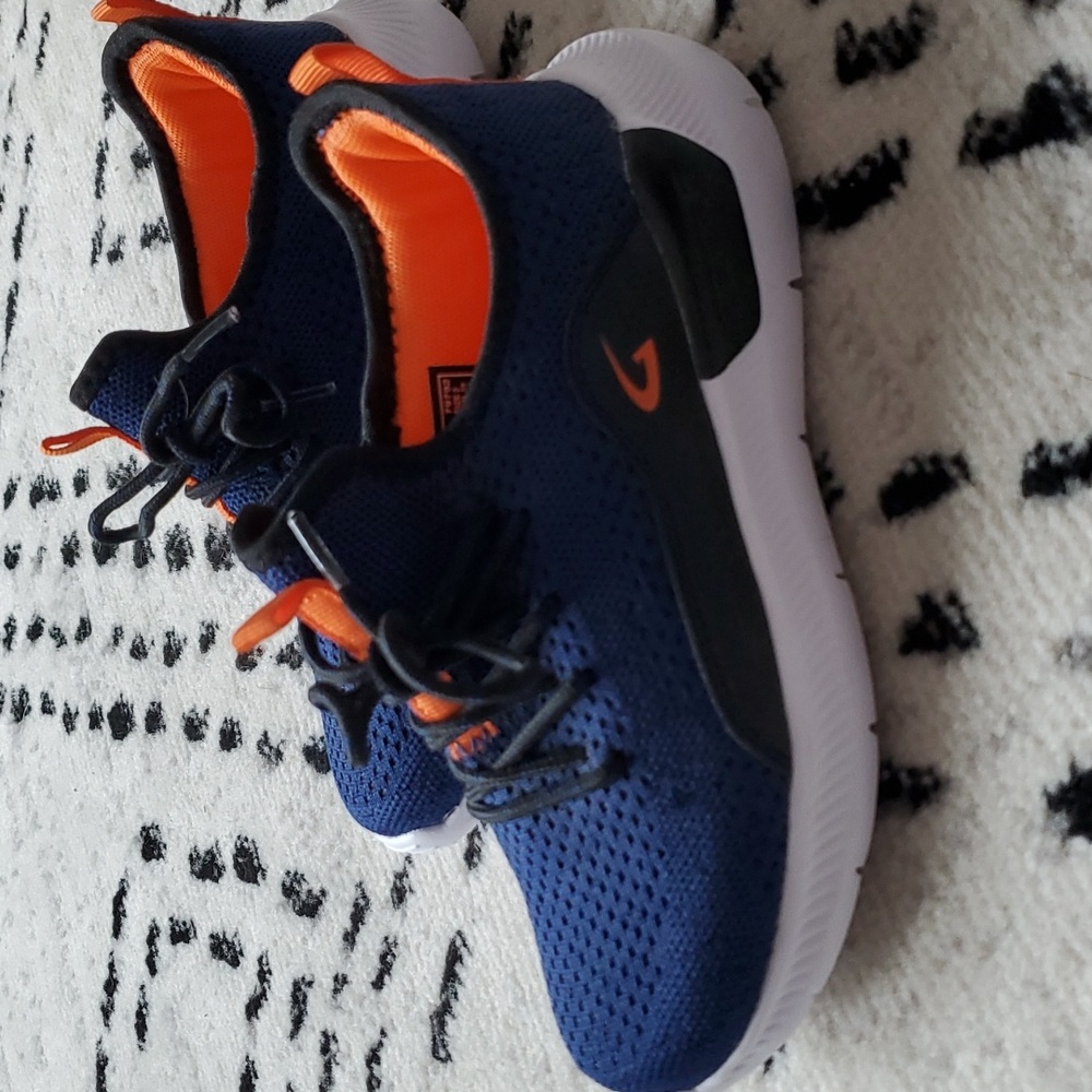 Kids size 2 slip on blue sneakers